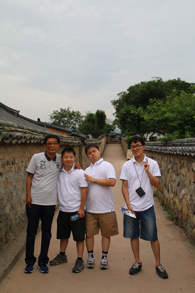 eacd0dd949ed9d58ca121c330cc4bccc_1475849