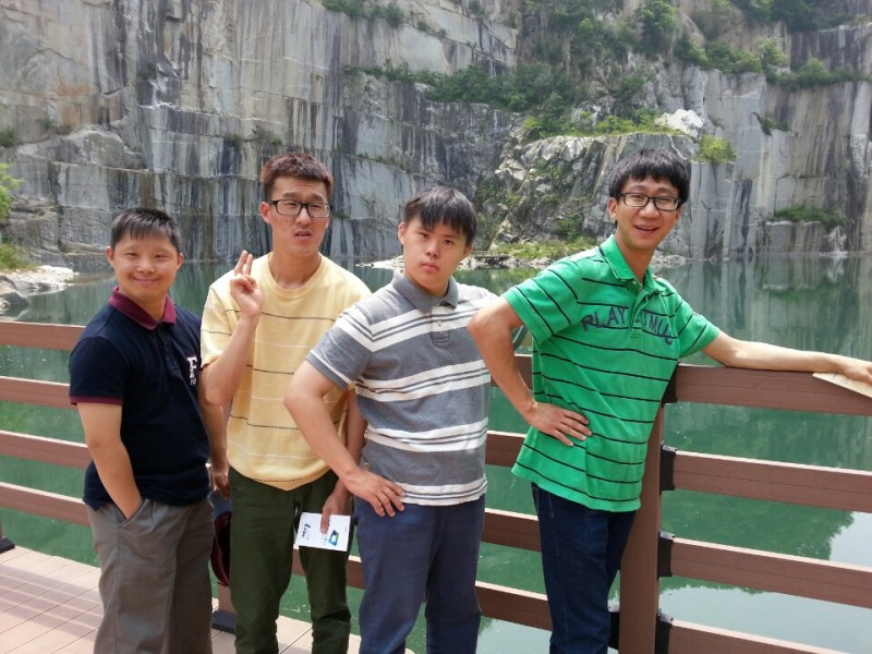 eacd0dd949ed9d58ca121c330cc4bccc_1475849